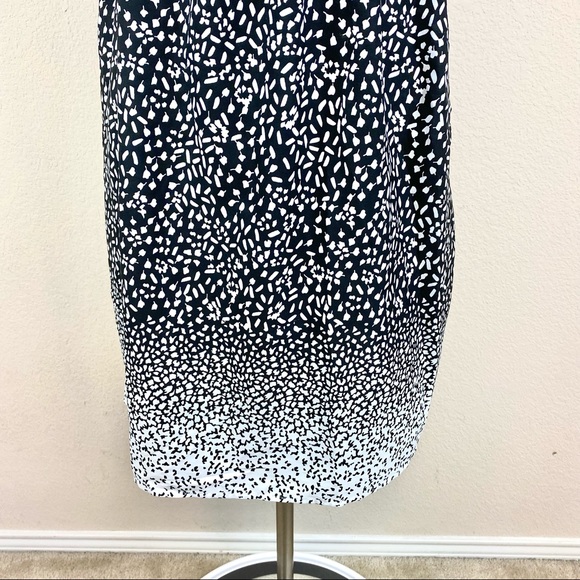 Motherhood Maternity Spotted Pattern Gradient Dress - Picture 3 of 11